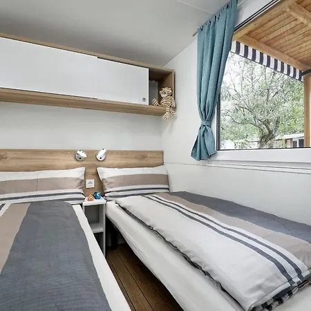 Albatross Mobile Homes On Baia Camping